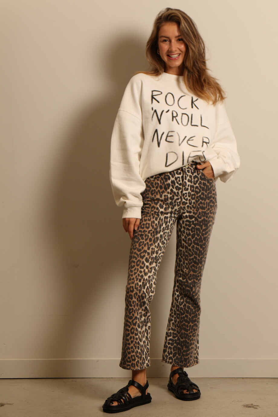 Anine Bing Sweater Miles sweatshirt rock n roll Ivory Bylotte