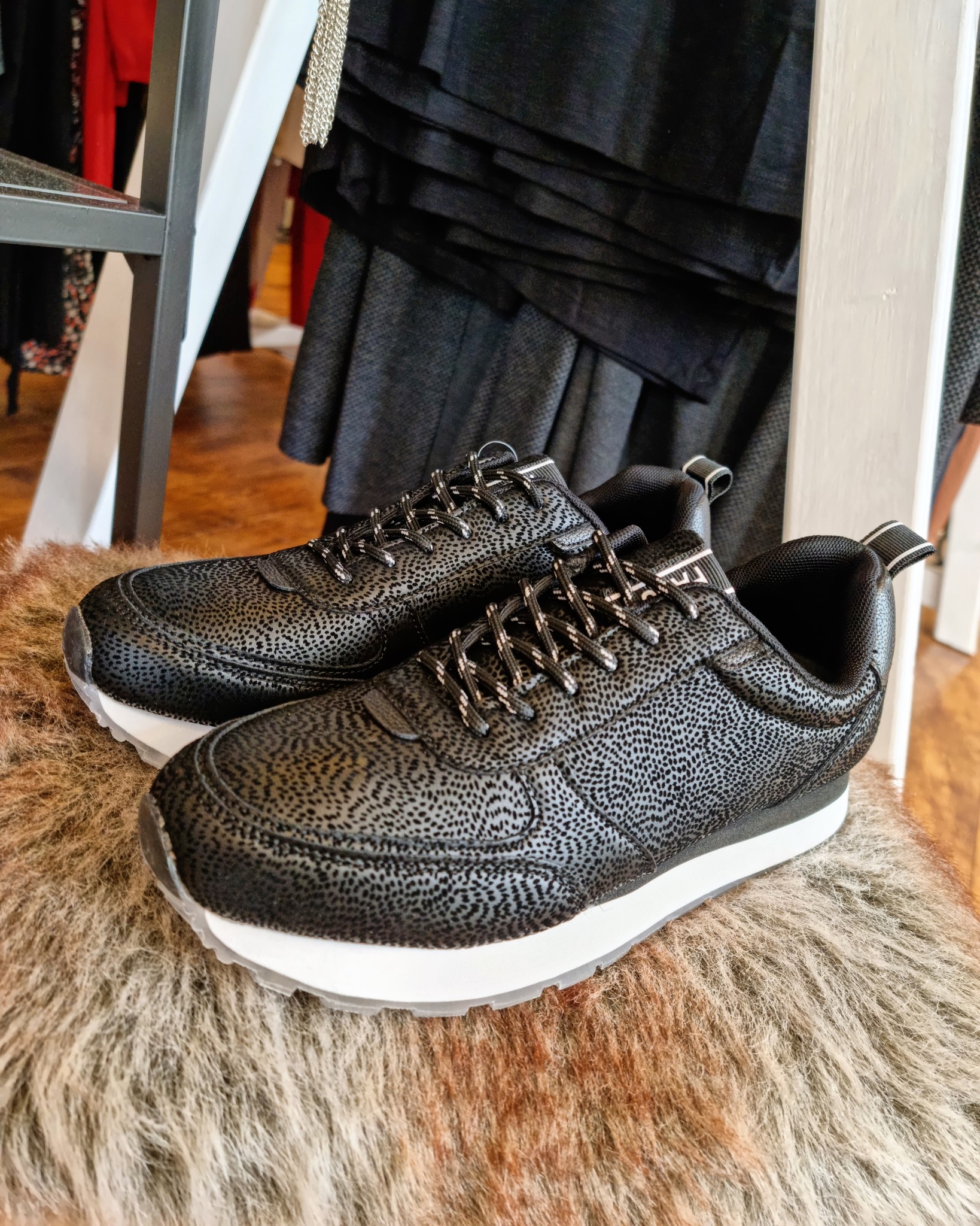 Fabs sneakers zwart print - Hiipp by Jet