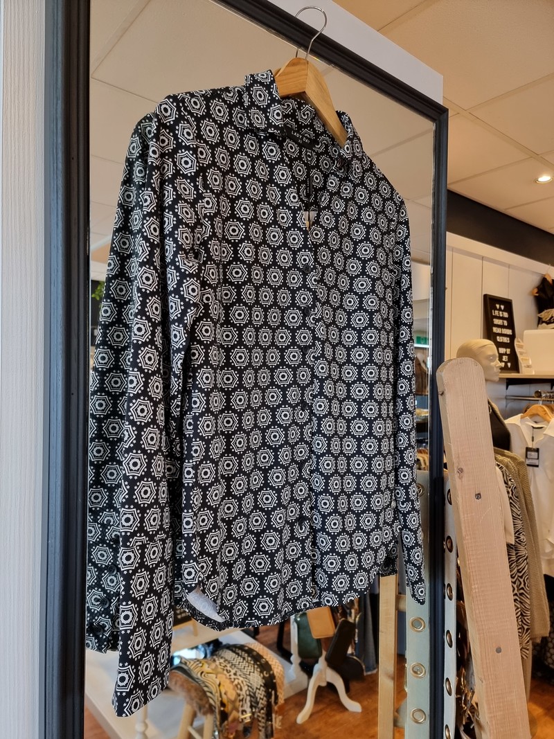 Blouse Shantionea in etnic minimal black/offwhite