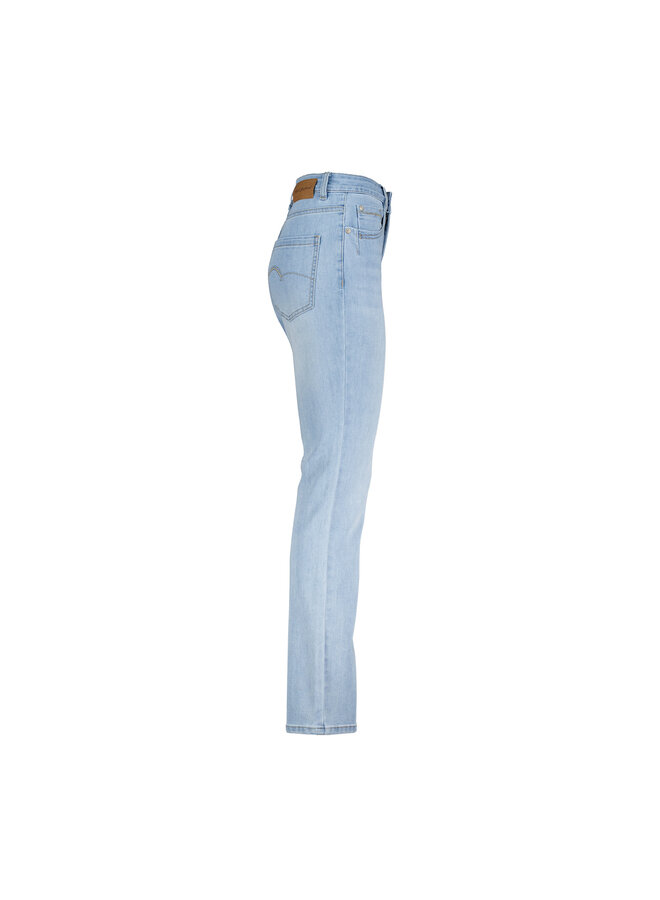 Broek Kate bleach used