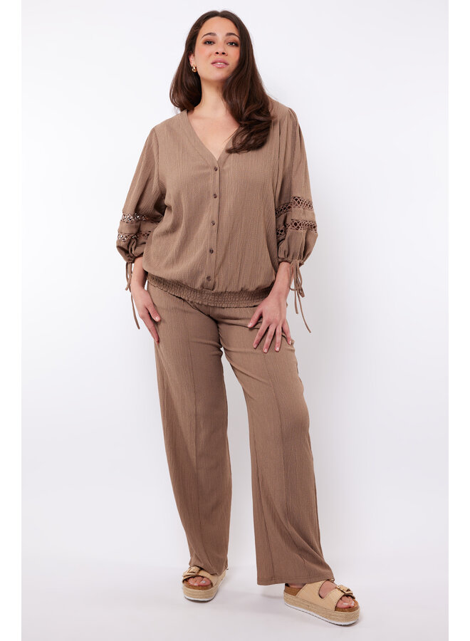 Broek Ailani sahara