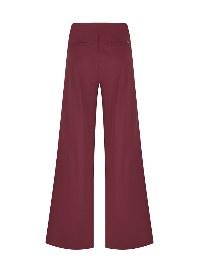 Broek Pearl port