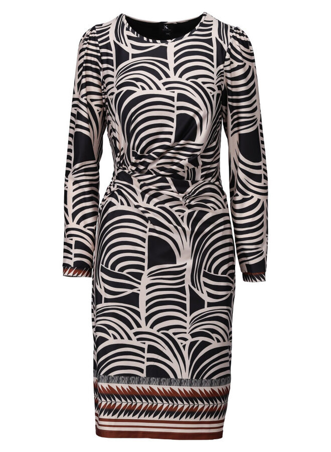 Jurk B320 met ronde hals & design