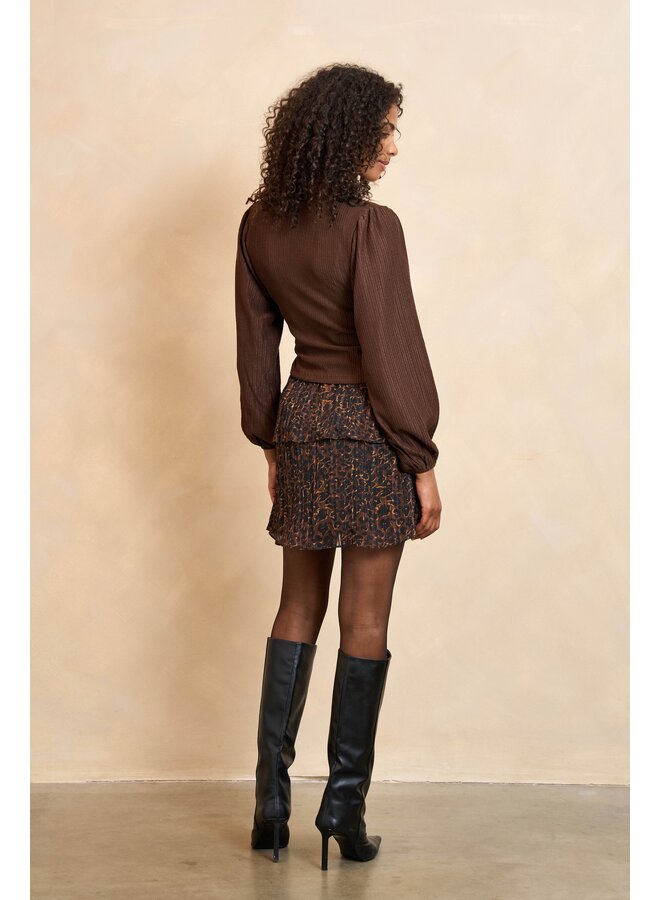 Top Minna brown