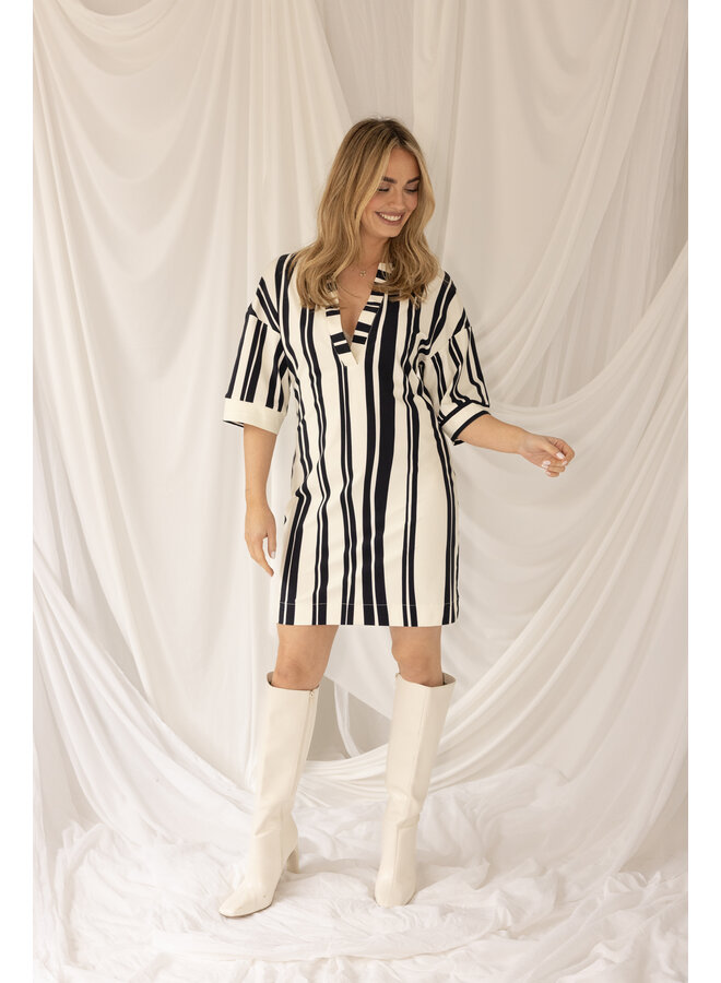 Jurk Shelly stripe a pose