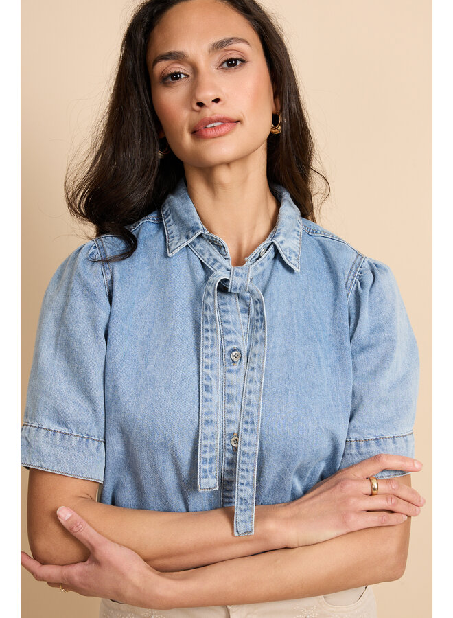 Blouse Toni denim light blue