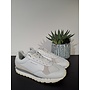 Sneakers white