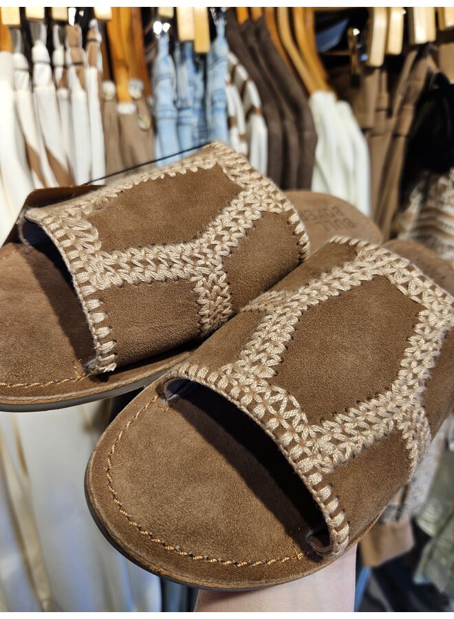 Slippers Cognac