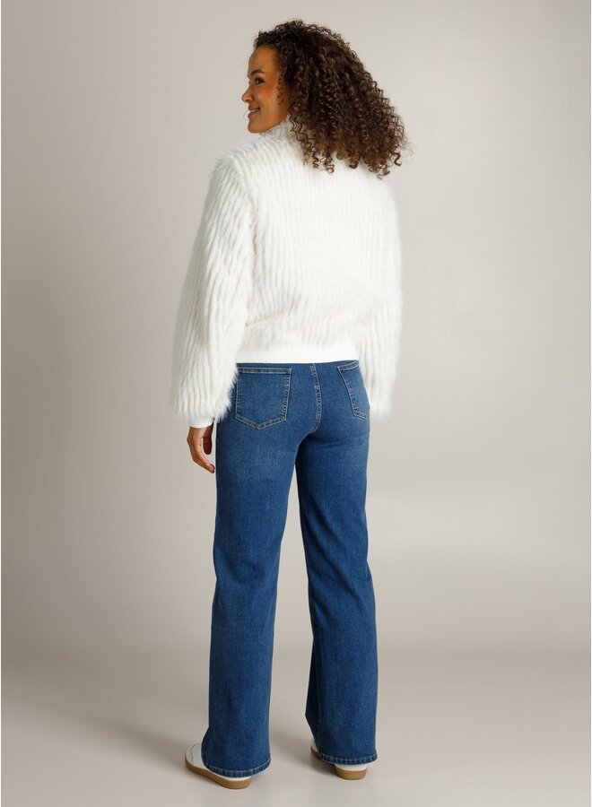 Jas Hillie off white