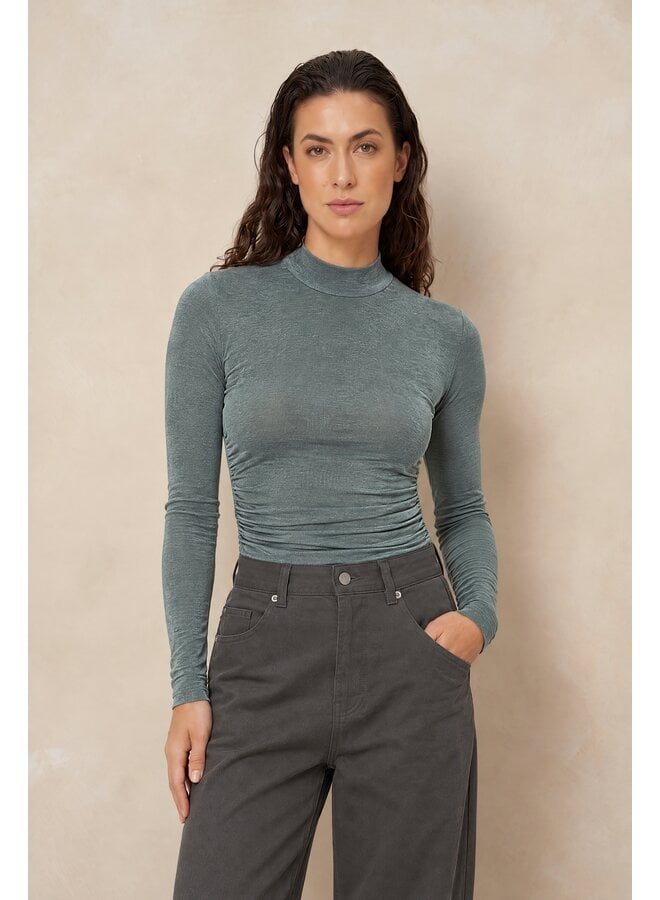 Top Kelly gathered dark mint