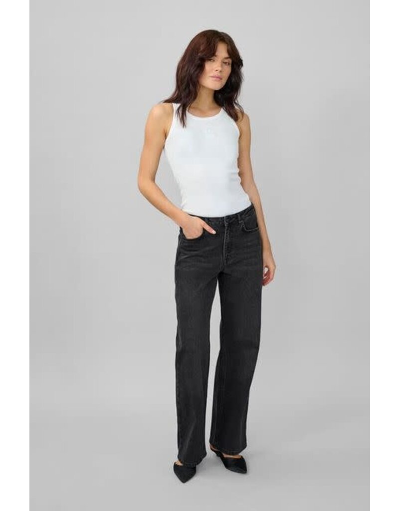 MEW Louis HW Black Retro