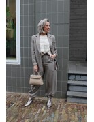 Feel Fashion Feel Pant. Barrel Taupe