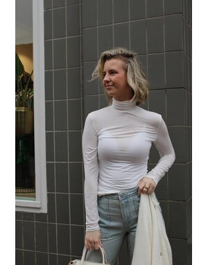 Feel Fashion Feel Top Turtle L.M O.W