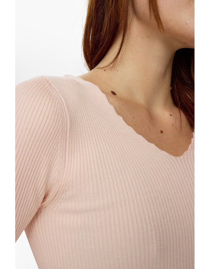 Nümph Nümph Nuayelet Top MC