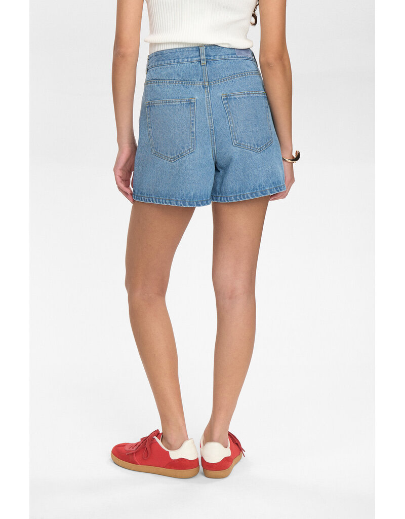 Nümph Nümph Nuvirginia DNM short