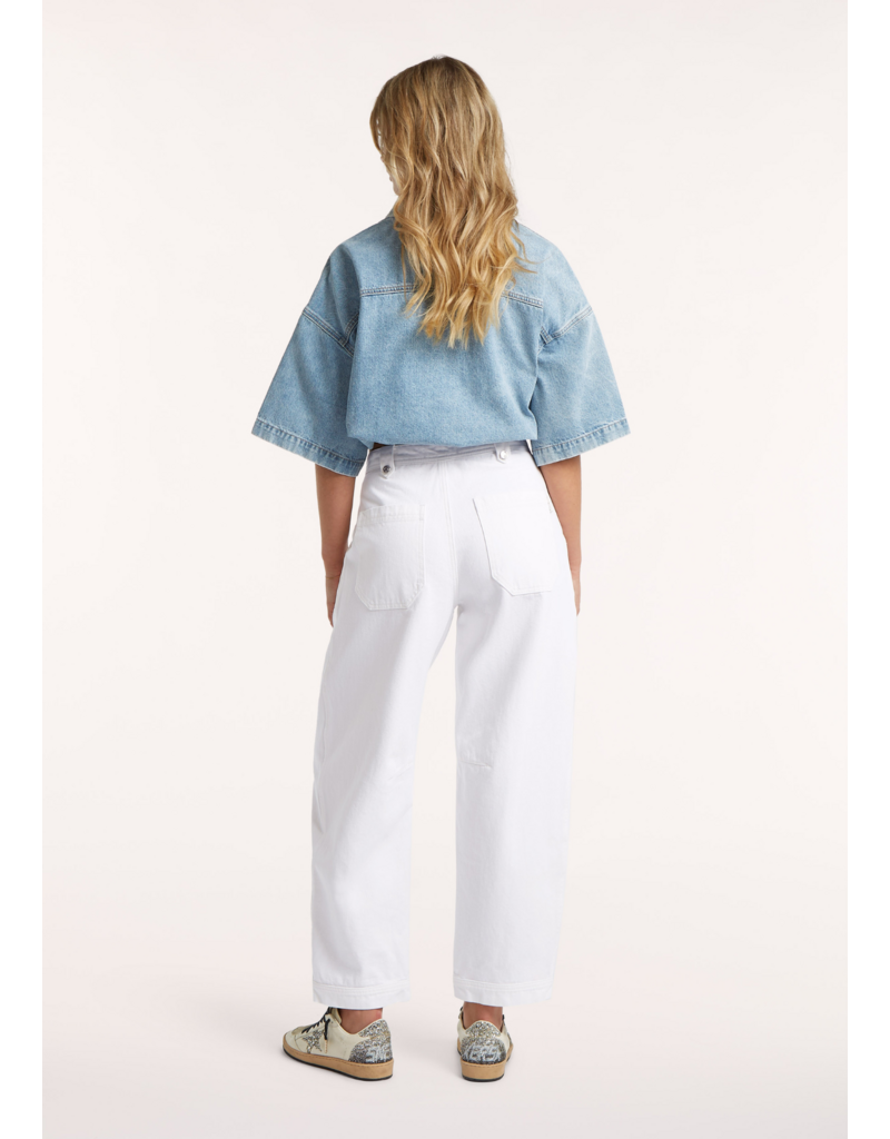 Circle of Trust Circle of Trust Loren Fresh White