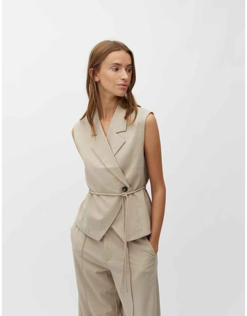 MBYM MBYM Evelora Sand Blouse