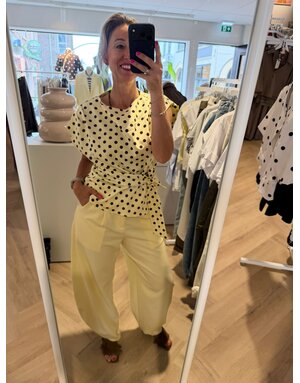 Feel Top Stip Geel/zwart