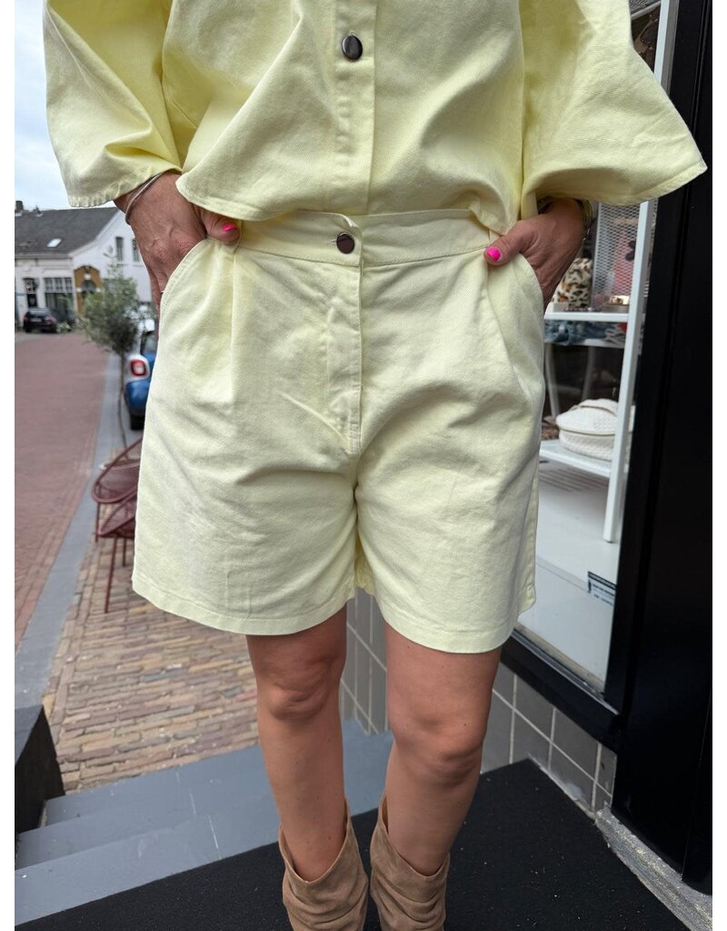 Feel Fashion Feel Short Geel Jeans