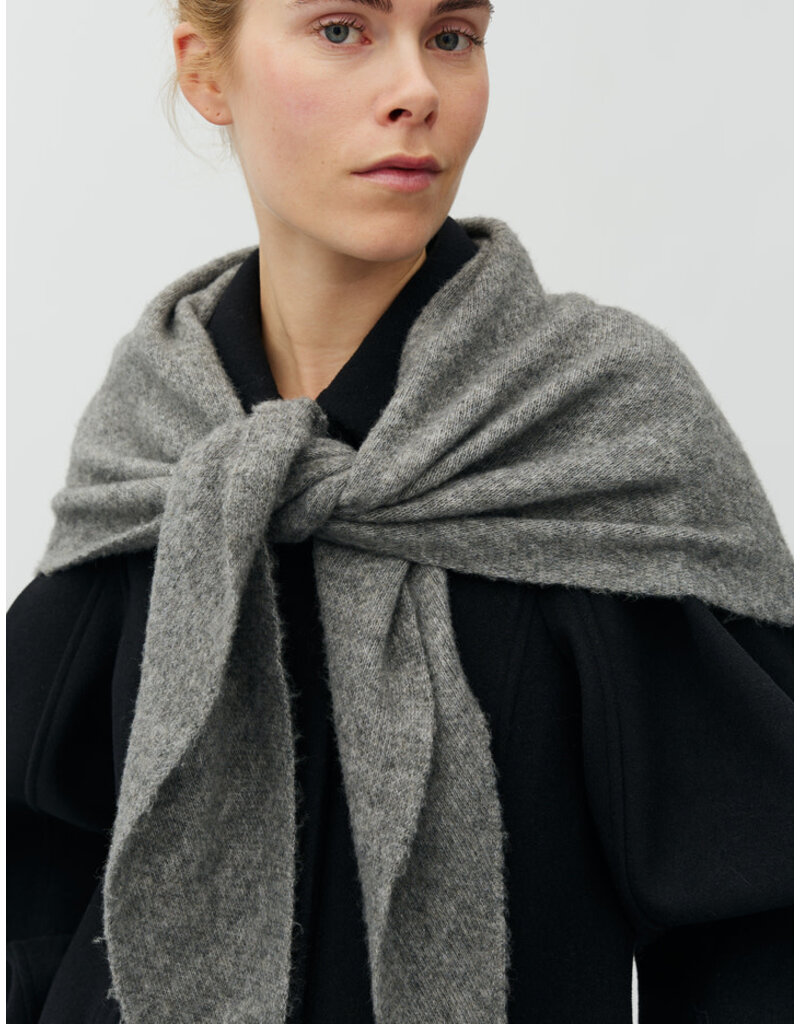 MBYM MBYM Sevyn-M Med. Grey Mel. Shawl