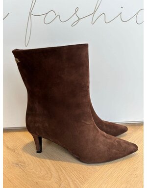 Babouche Babouche Alison D.Brown