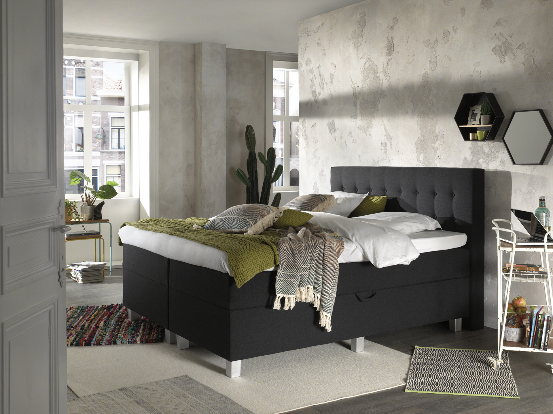 Luxe Hotelbed met Opbergruimte, tot wel 1080 liter opbergruimte!