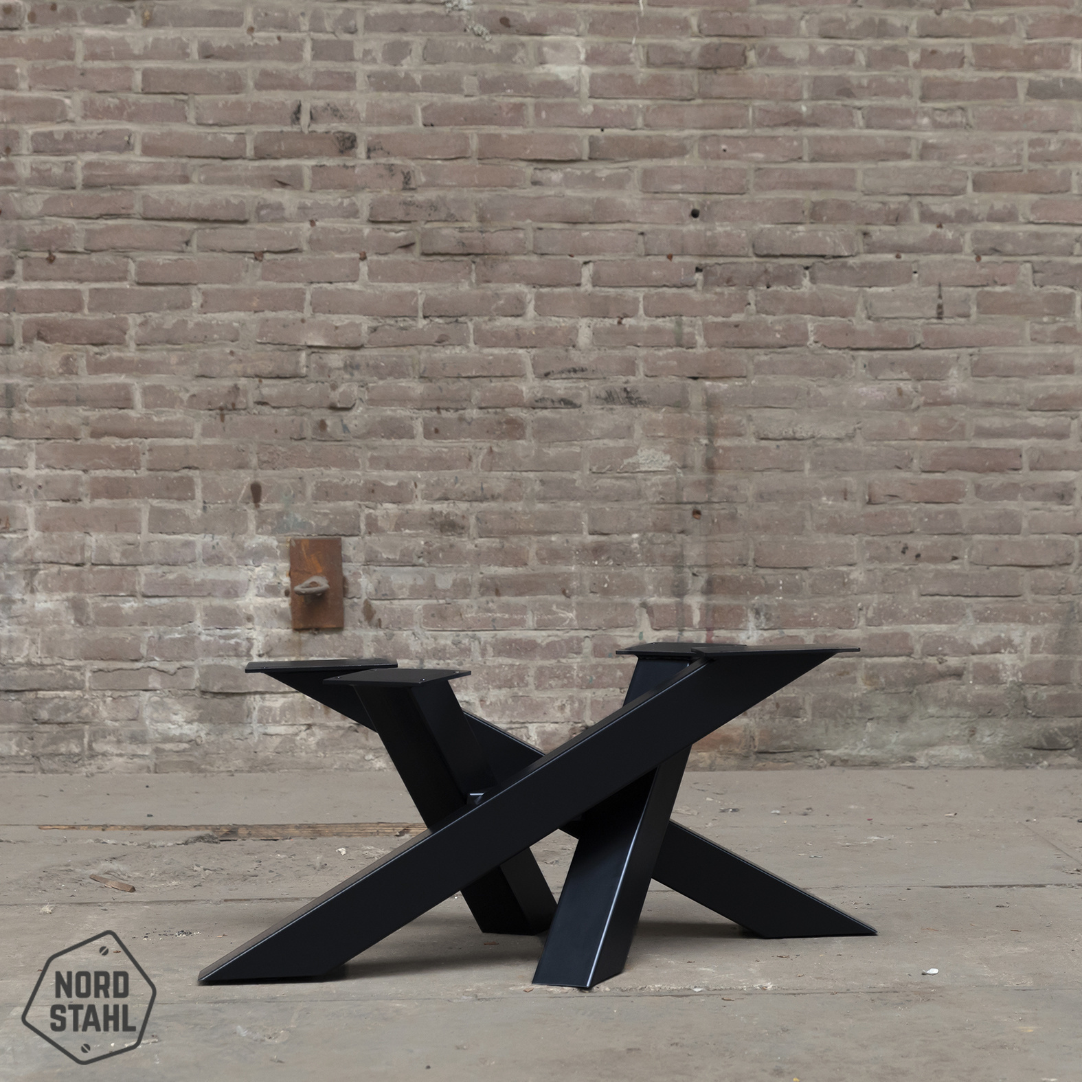 Nordstahl twist coffee leg-1