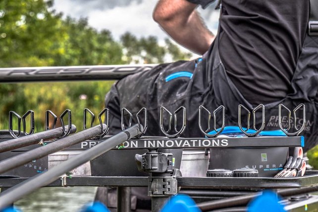 PRESTON - Standard Gripper Roost