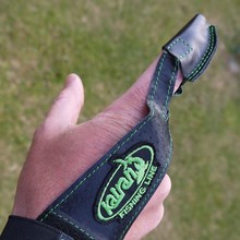 Casting Glove