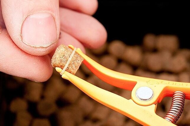 GURU - Pellet Pliers