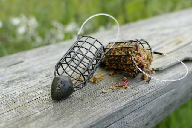 BROWNING - Xenos Wire Pro Cast Feeder BROWNING - Xenos Wire Pro Cast Feeder