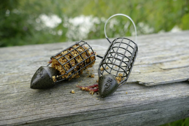 BROWNING - Xenos Wire Pro Cast Feeder BROWNING - Xenos Wire Pro Cast Feeder