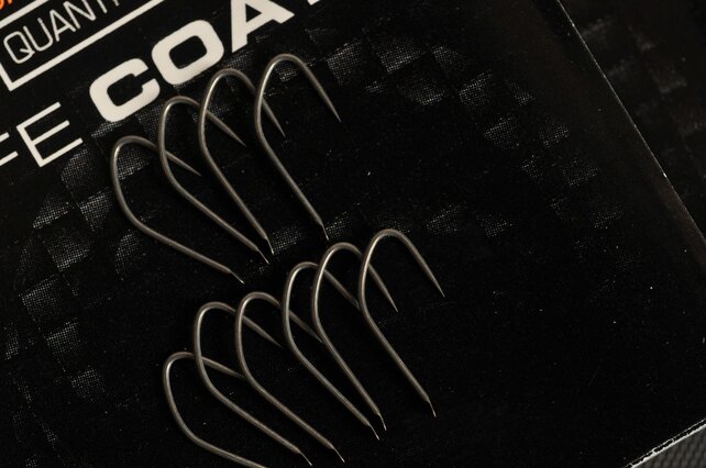 GURU - F1 Maggot Barbless