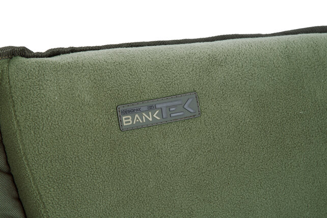 SONIK - Bank-Tek Comfy Couch Chair