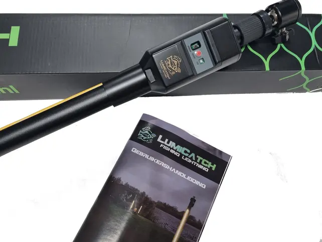 FISHSENSE  - LumiCatch Basis  Slimme Buitenlamp met App en Powerbankfunctie