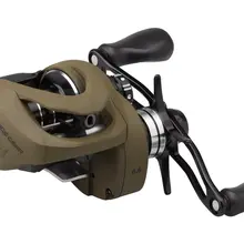SG8 250 Baitcast Reel