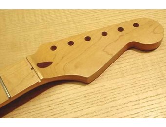Allparts SMF Finished Maple Stratocaster Neck 22 Jumbo Frets
