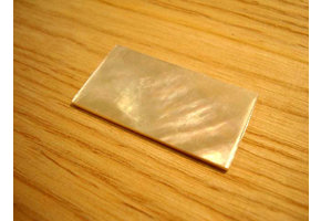 White pearl plate 41x22mm