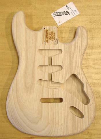 Allparts Stratocaster body swamp ash