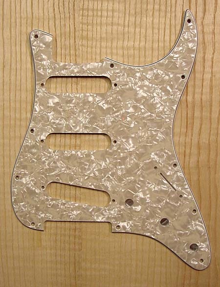 WD Stratocaster pickguard aged pearl 3ply