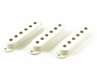 Strat pickup cover wit set/3