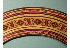 Classical rosette white/black/red 1