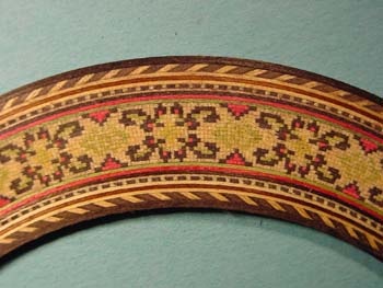 Classical rosette white/black/green/red