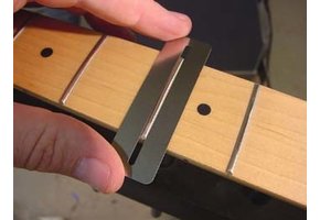 Fretboard guard 2,3mm narrow frets