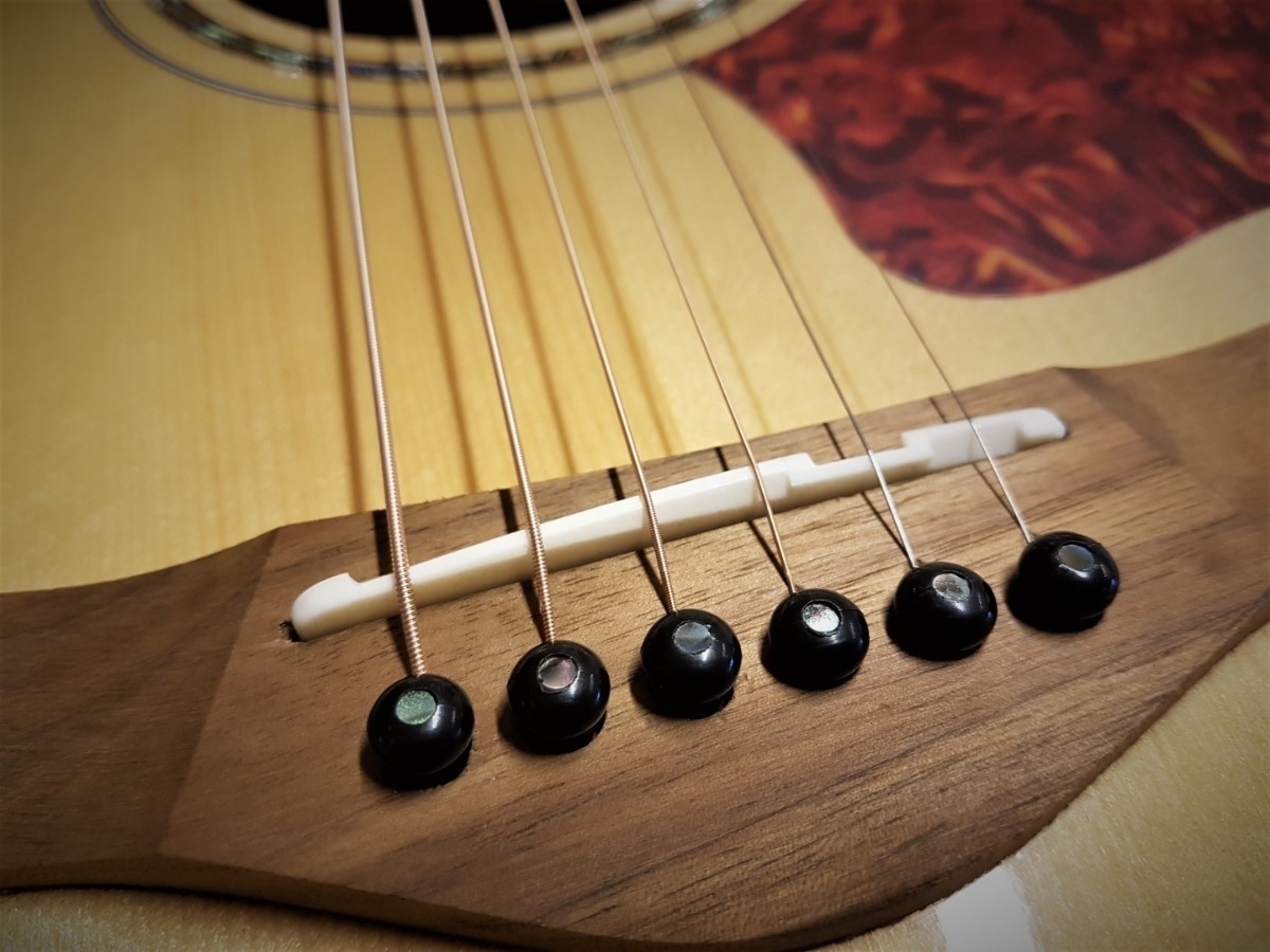 Heartford Vox Humana Designed D18CE Semi-Akoestische gitaar