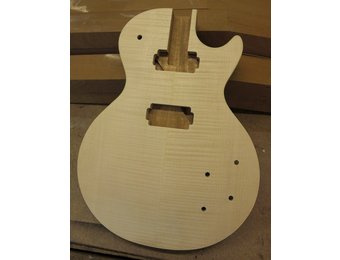 LP body mahogany with flamed maple top