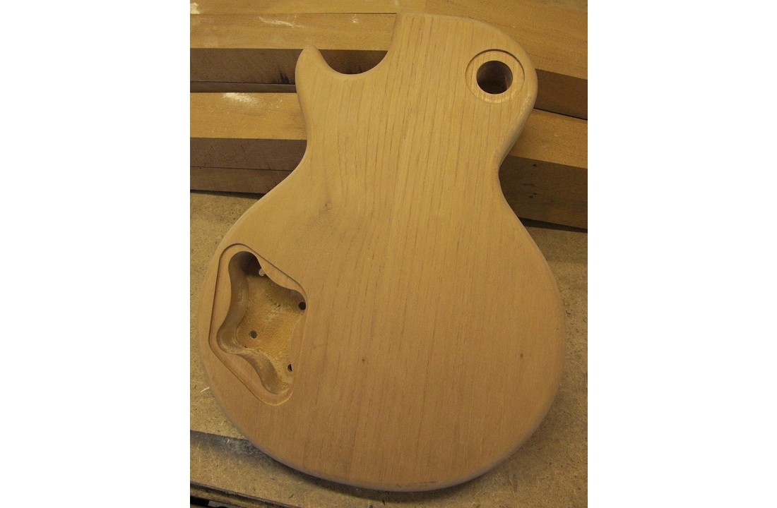 LP body mahogany with flamed maple top