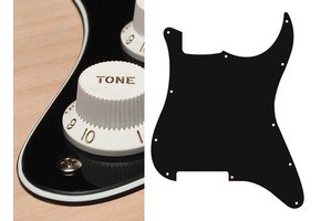 Boston ST-300-B Stratocaster slagplaat blank (zonder gaten) zwart 3ply