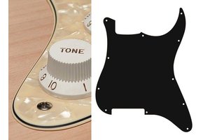 Boston ST-300-PC Stratocaster slagplaat blank (zonder gaten) pearl cream 3ply