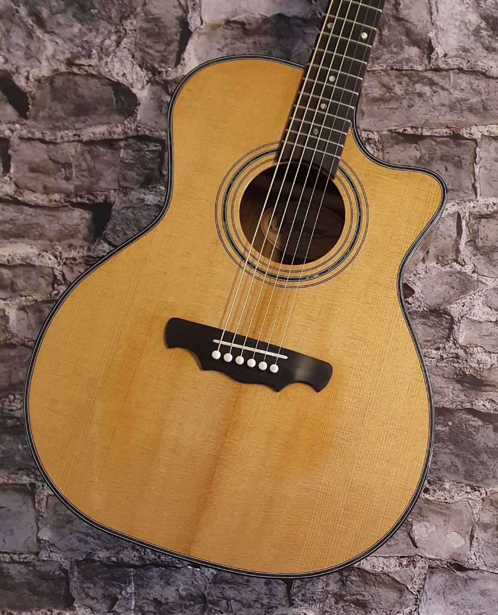 Vox Humana Carbon Acoustic Gitaar OM-Model met Cutaway